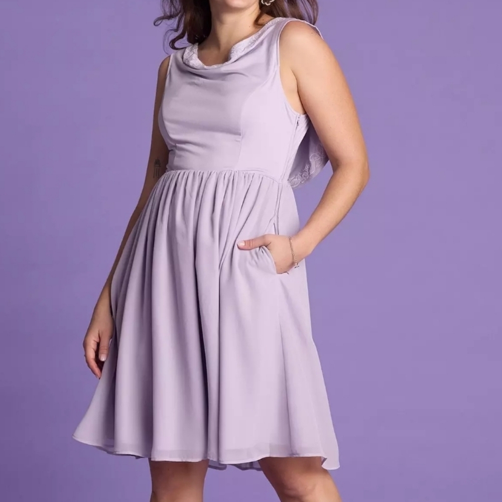Her Universe The Lord Of The Rings Arwen Cowl Neck Dress - Picture 2 of 13